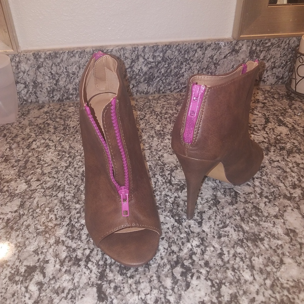 Booties - Picture 3 of 3